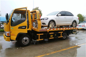 云阳附近拖车救援24小时服务热线